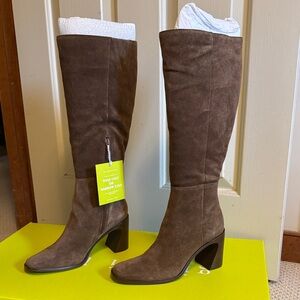 Gianni Bini Brown Suede Heeled Boots